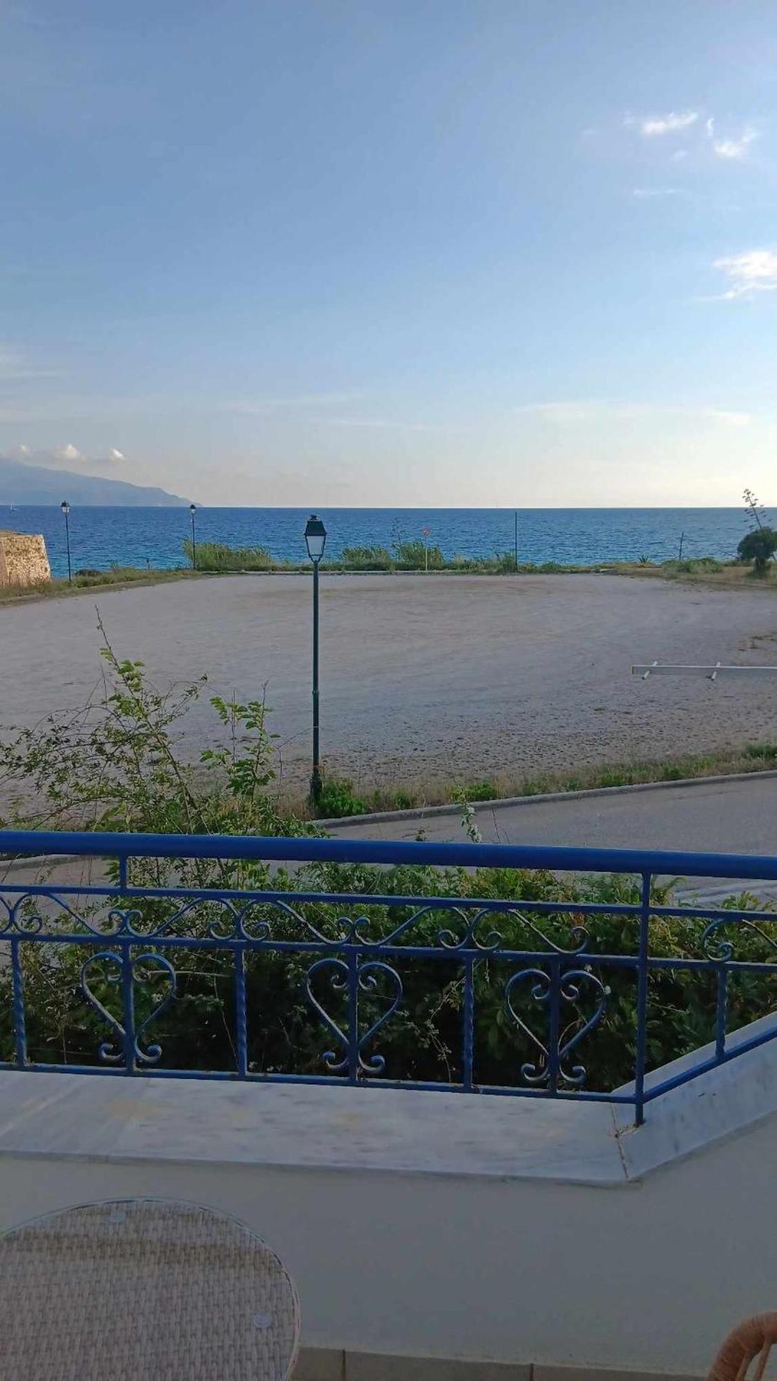 Appartment Enjoy Sea View Preveza Buitenkant foto